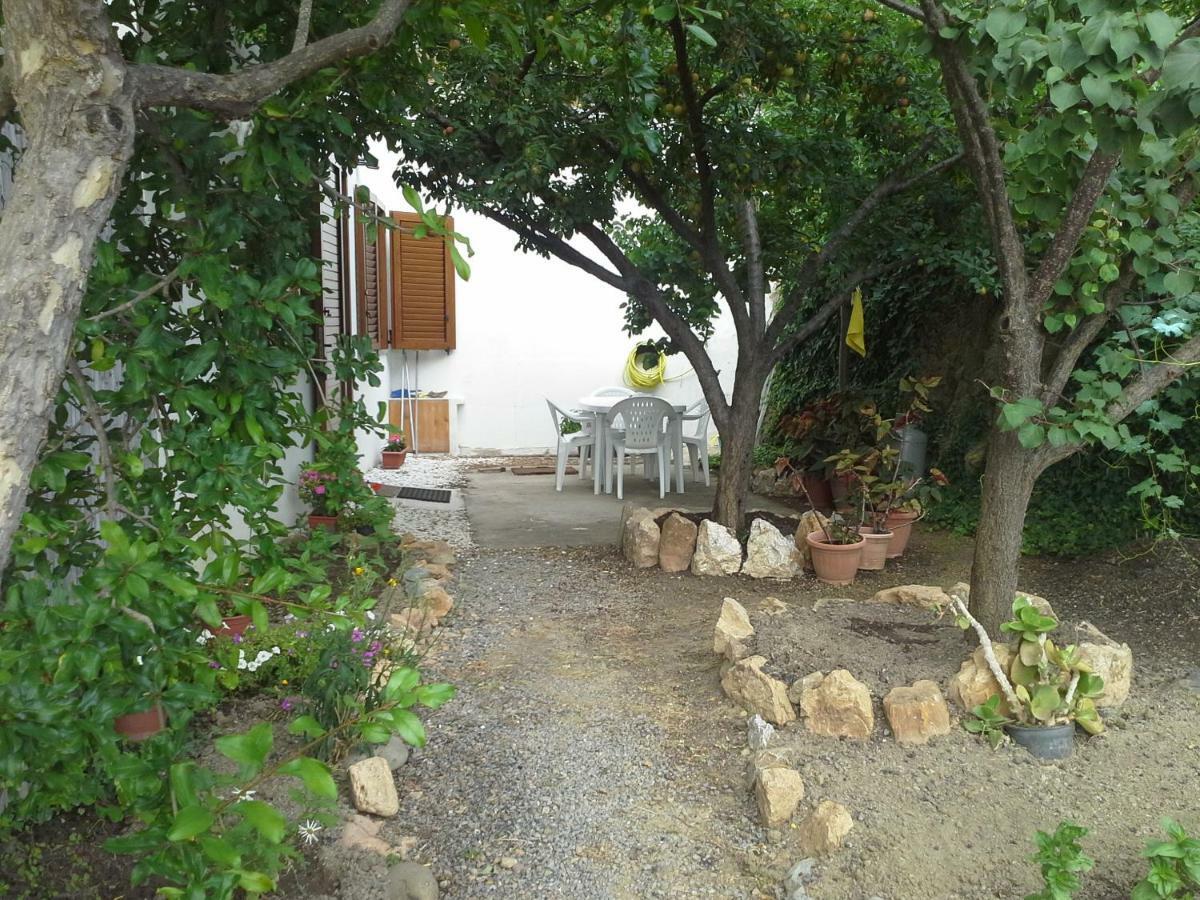 Lovely House Apartment Nebida Exterior foto
